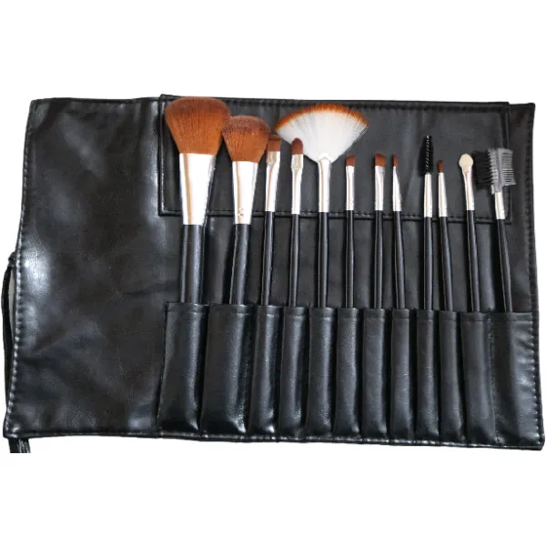 Trousse 12 pinceaux maquillage cuir noir